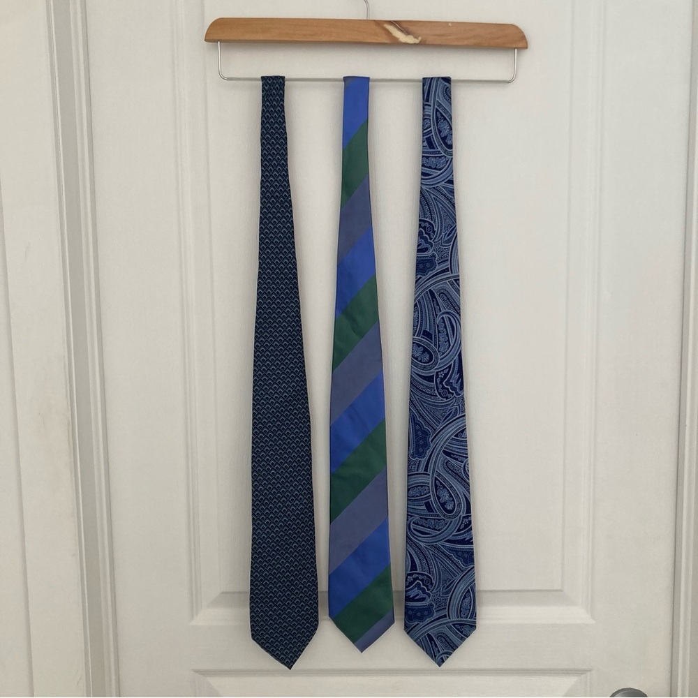 3 Ties Shades of Blue Formal Outfit Vintage Look